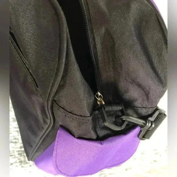 Laptop Messenger Bag in purple & black.Fits 13-17” Laptop. Multiple compartments - Picture 7 of 8